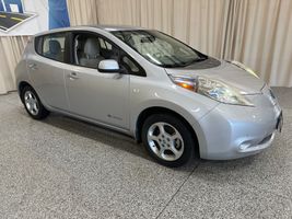 2012 NISSAN LEAF