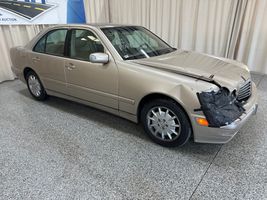2001 MERCEDES-BENZ E CLASS
