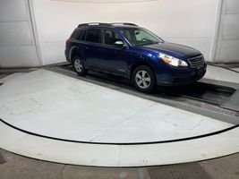 2011 SUBARU OUTBACK