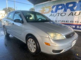 2005 FORD FOCUS