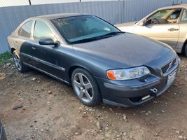 2004 VOLVO S60