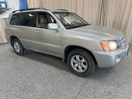 2003 TOYOTA HIGHLANDER
