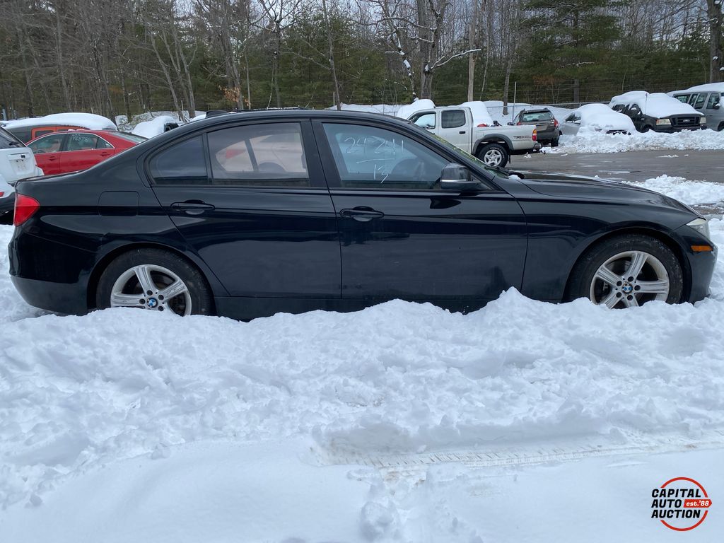 2013 BMW 3-SERIES 12