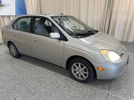 2002 TOYOTA PRIUS