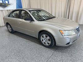 2009 HYUNDAI SONATA