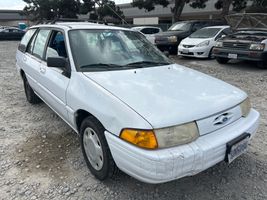 1995 FORD ESCORT