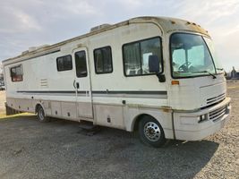 1995 FORD MOTORHOME CHASSIS