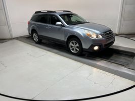2013 SUBARU OUTBACK