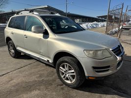 2009 VOLKSWAGEN TOUAREG
