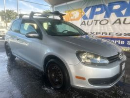 2010 VOLKSWAGEN GOLF
