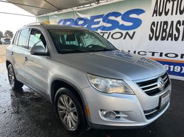 2009 VOLKSWAGEN TIGUAN