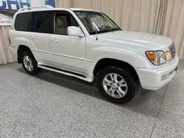 2004 LEXUS LX 470