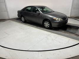 2004 TOYOTA CAMRY