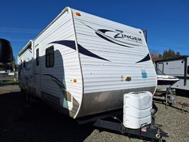 2011 CROSSROADS RV ZINGER  