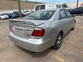 2006 TOYOTA CAMRY SE