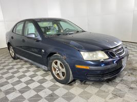 2004 SAAB 9-3