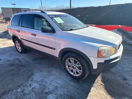 2004 VOLVO XC90