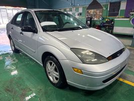 2004 FORD FOCUS