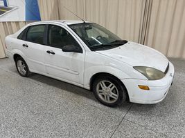 2004 FORD FOCUS