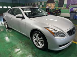 2010 INFINITI G37