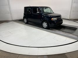 2010 NISSAN CUBE