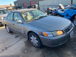 2001 TOYOTA CAMRY
