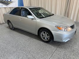 2004 TOYOTA CAMRY