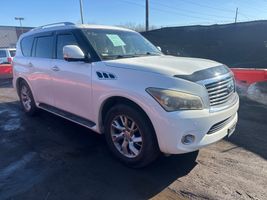 2012 INFINITI QX56
