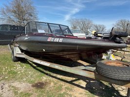 1992 CAJUN ESPRIT 1850