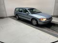 2001 VOLVO V70