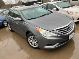 2011 HYUNDAI SONATA