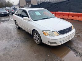 2001 TOYOTA AVALON