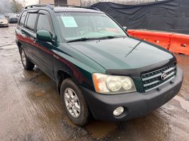 2003 TOYOTA HIGHLANDER