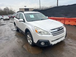 2013 SUBARU OUTBACK