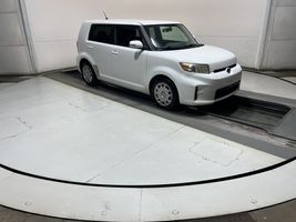 2011 SCION XB BASE