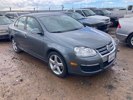 2010 VOLKSWAGEN JETTA