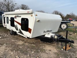 2011 TRAILMANOR 2720SL