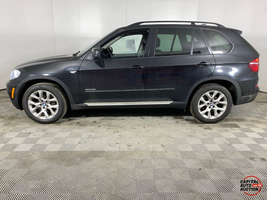 2012 BMW X5 11