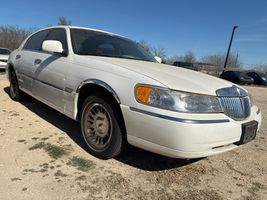 1999 LINCOLN TOWN CAR