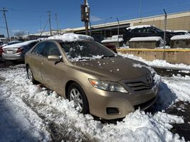 2011 TOYOTA CAMRY