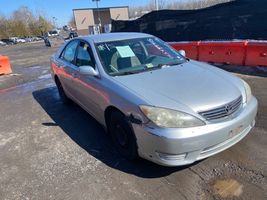 2005 TOYOTA CAMRY