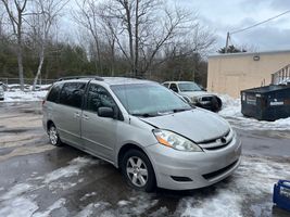 2008 TOYOTA SIENNA CE