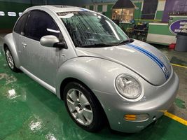 2002 VOLKSWAGEN NEW BEETLE