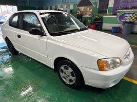 2001 HYUNDAI ACCENT