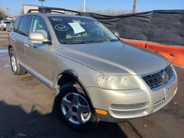2004 VOLKSWAGEN TOUAREG