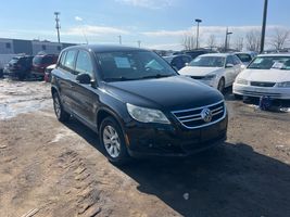 2010 VOLKSWAGEN TIGUAN