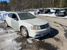 2011 DODGE AVENGER