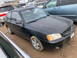 2001 HYUNDAI ACCENT