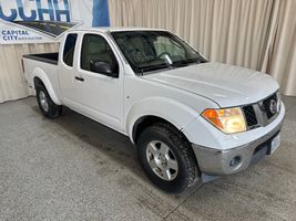 2006 NISSAN FRONTIER