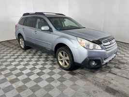2013 SUBARU OUTBACK